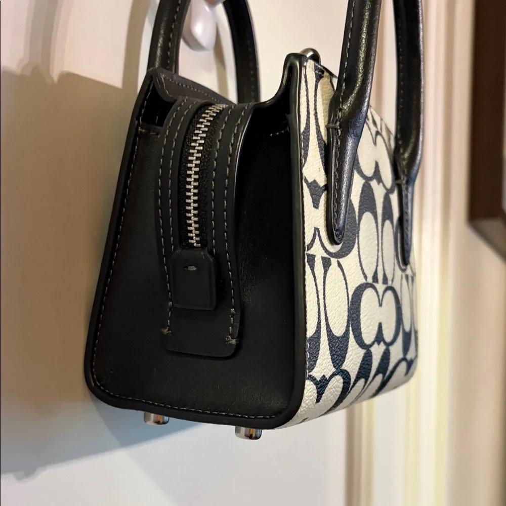Coach 🌲 Andrea Mini Carryall in Monogram Black and Cream Leather - Picture 5 of 13